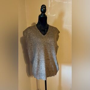 Vintage Westchester Classic Vest Beige in color Size Large